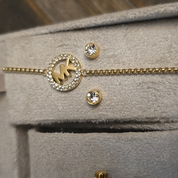 MICHAEL KORS GIFT SET 🎁 ❤️ - Picture 3 of 10